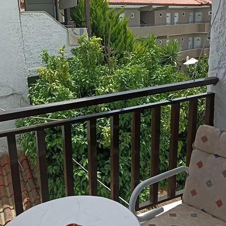 Apartament Panos's *